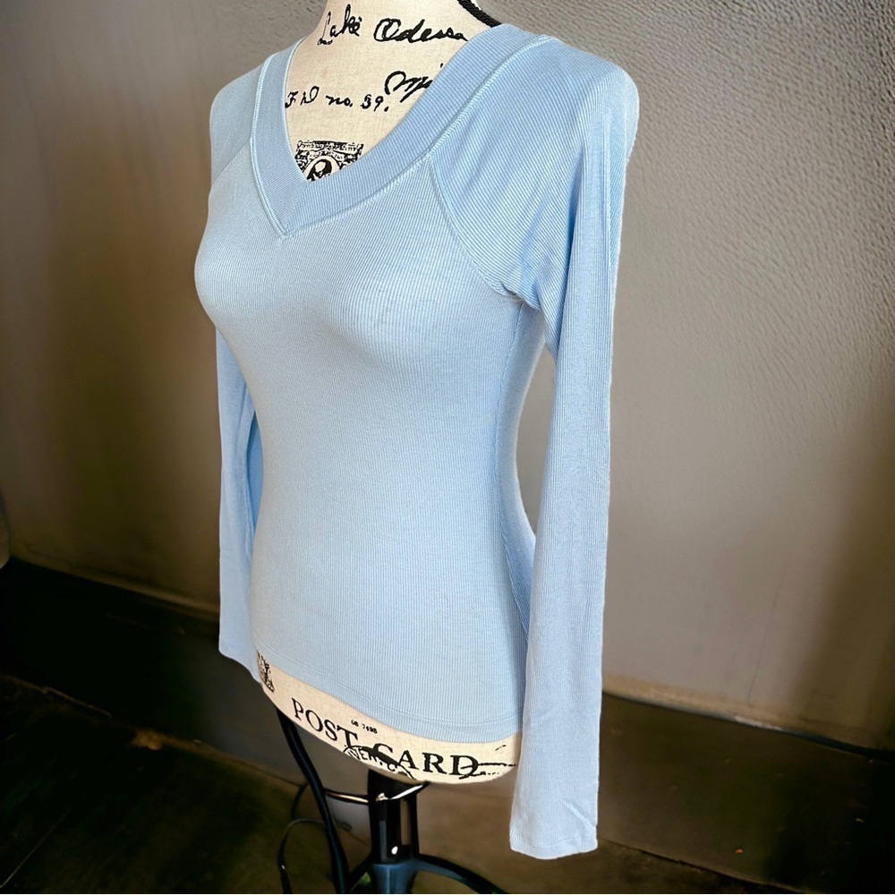 Off-Shoulder Light Blue Ribbed Long-Sleeve Top - Picture 5 of 9